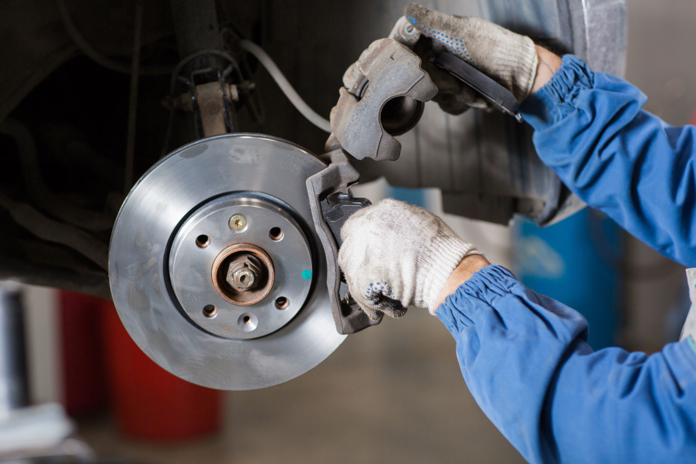 Bendix Answers Common Brake Pad FAQs | Bendix Brakes